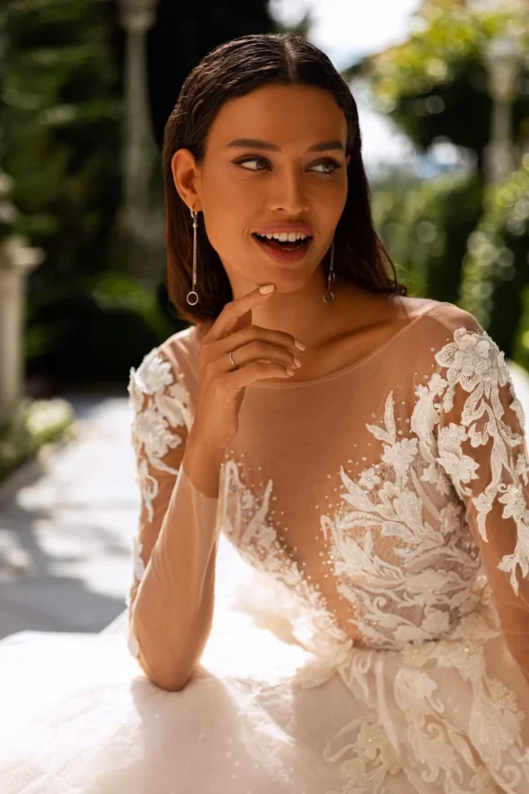 Sparkle Princess Wedding Dress with long sleeves