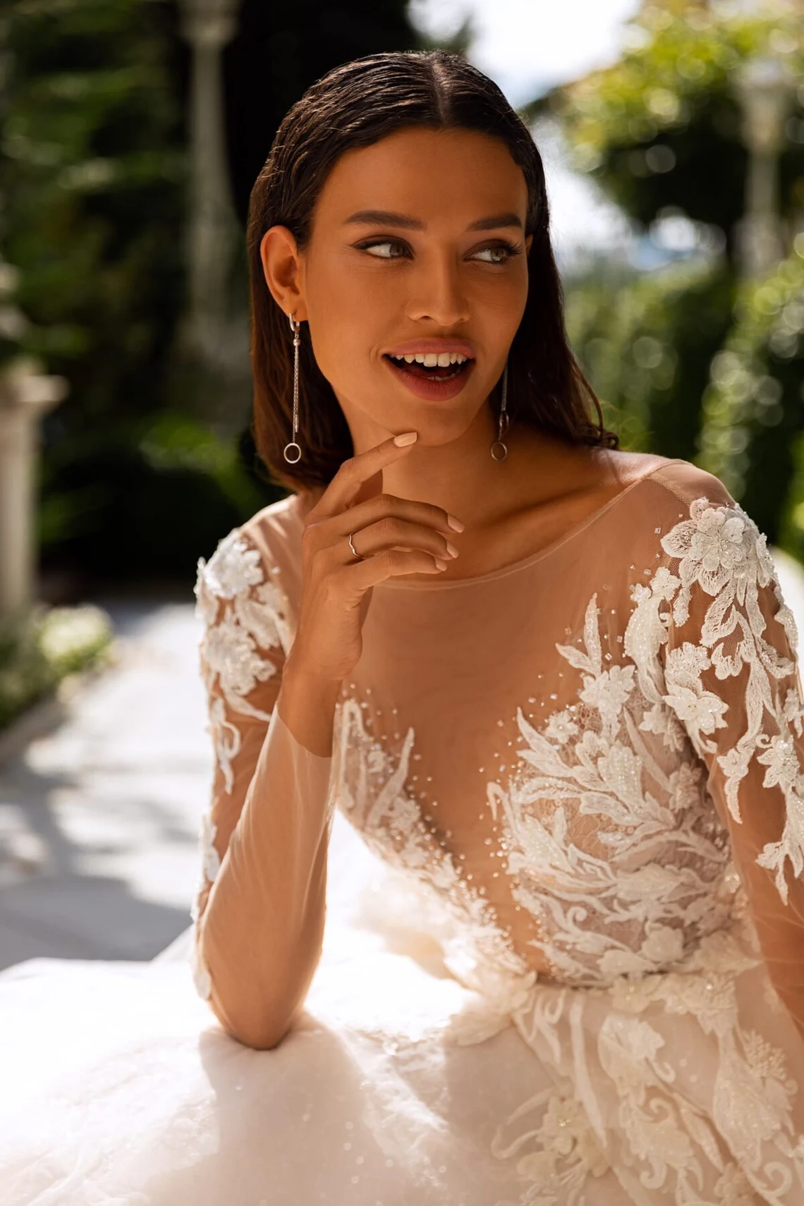 sparkle princess wedding dress Luxury Sparkly Princess Wedding Dress - Ball Gown - Beadings - Swarovski Crystals - off the Shoulder - Sweetheart- Glitter Dress